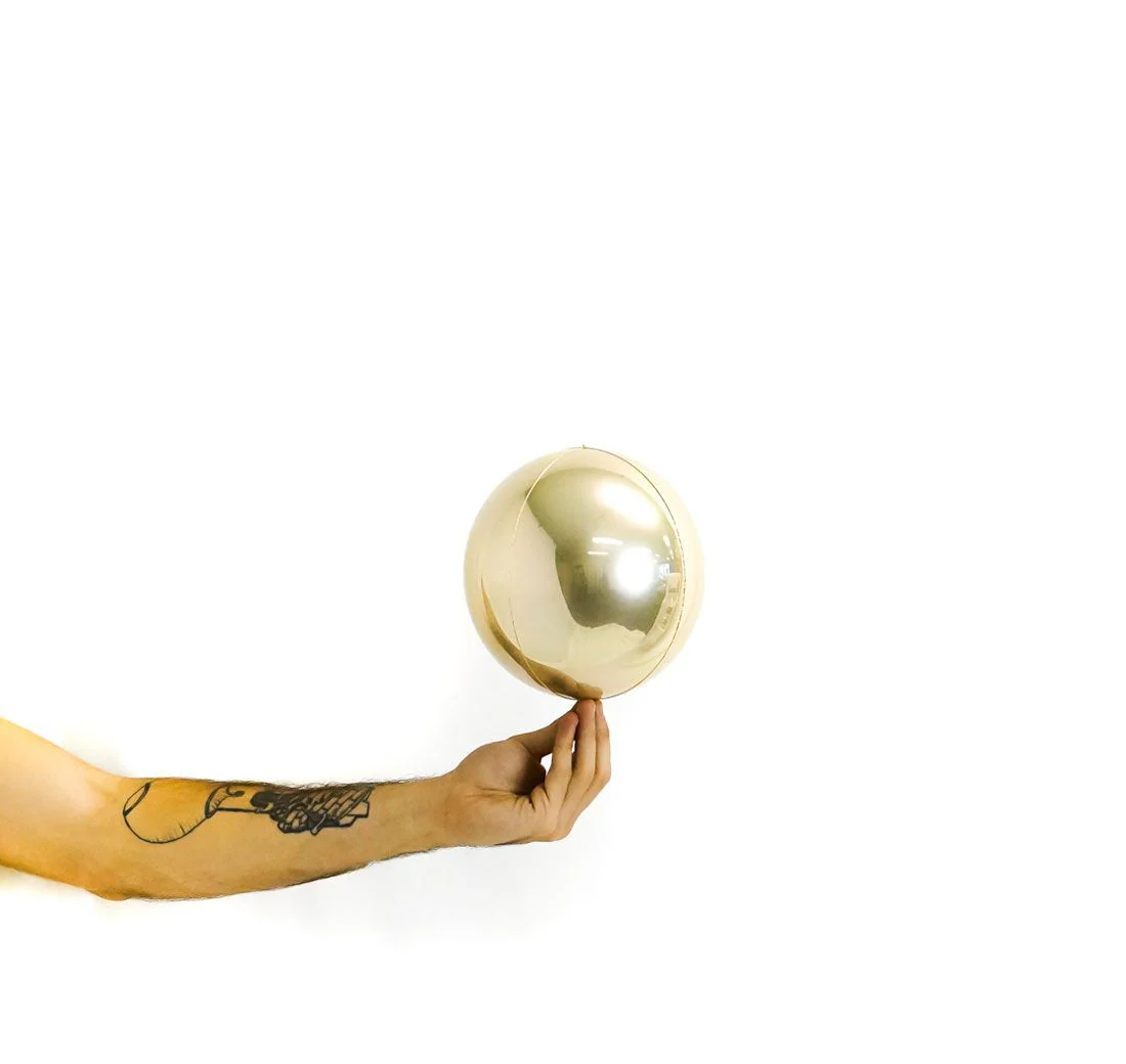 Bubblegum Direct 7" Metallic White Gold Orb Foil Balloon (1)