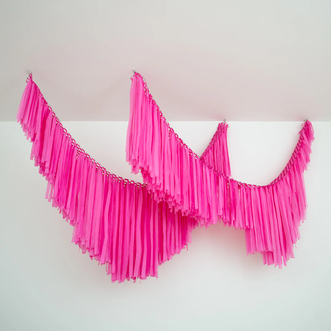 Tassel Fringe Bright Pink 3m Section (1)